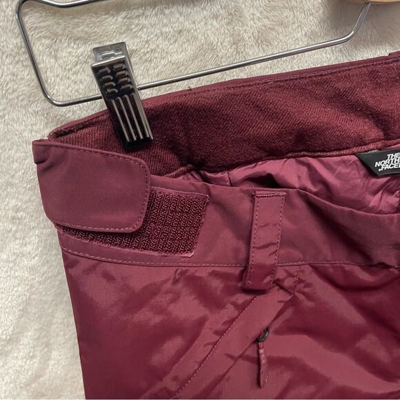 The North Face women’s insulated Freedom snow pants burgundy medium - Picture 9 of 14